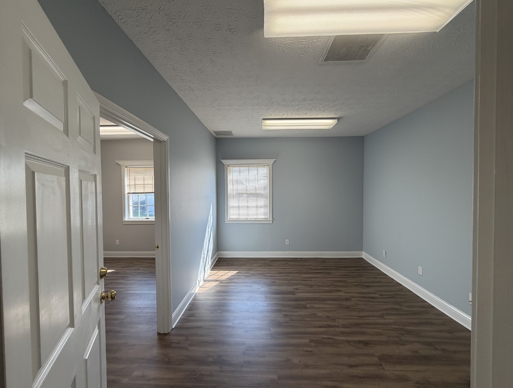 7800 Cooper Rd, Montgomery, OH à louer Photo intérieure- Image 1 de 3