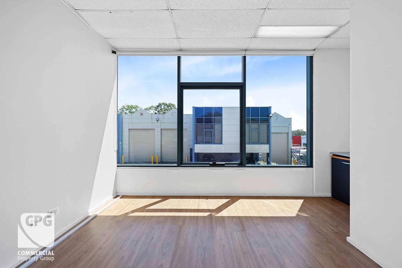 65 Captain Cook Dr, Caringbah, NSW 2229 - Unit 21 - - Interior Photo - Image 1 of 5