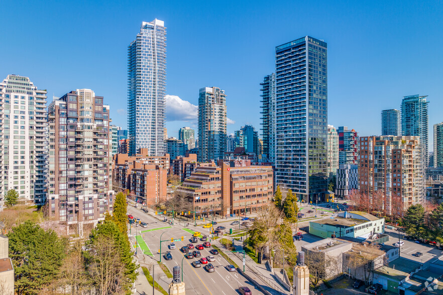 1380 Burrard St, Vancouver, BC for lease - Aerial - Image 3 of 7