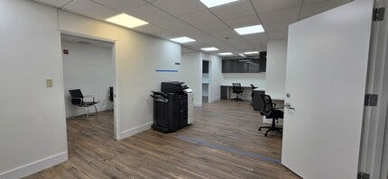 2100 Coral Way, Miami, FL for lease Interior Photo- Image 1 of 6