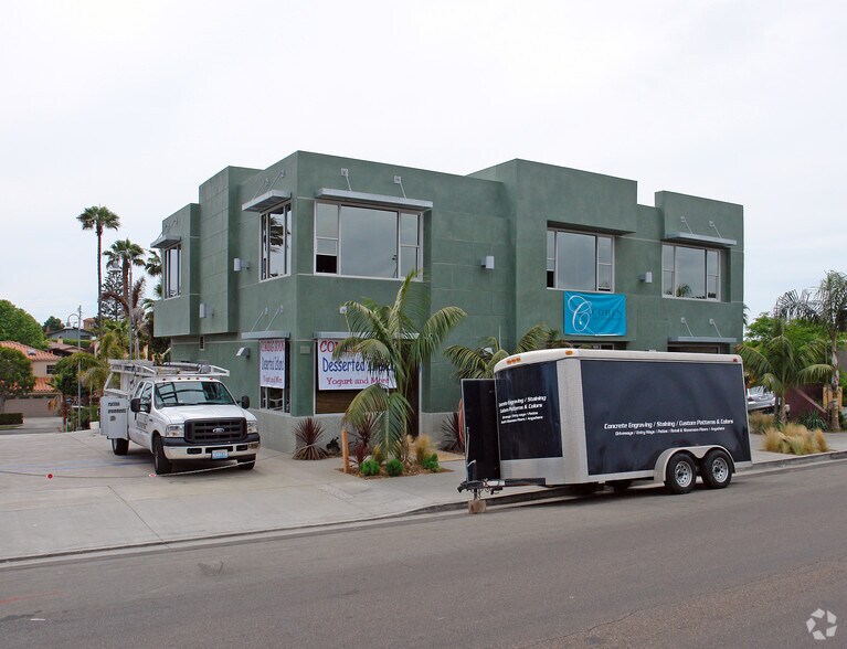 153 N Highway 101, Solana Beach, CA à louer - Photo du bâtiment - Image 3 de 26