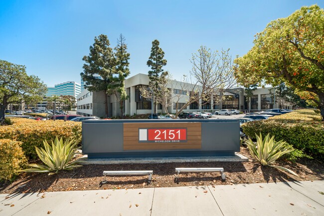 Plus de détails pour 2151 Michelson Dr, Irvine, CA - Bureau à louer