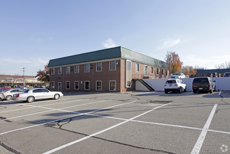 1460 Walton Blvd, Rochester Hills, MI for lease - Building Photo - Image 3 of 4