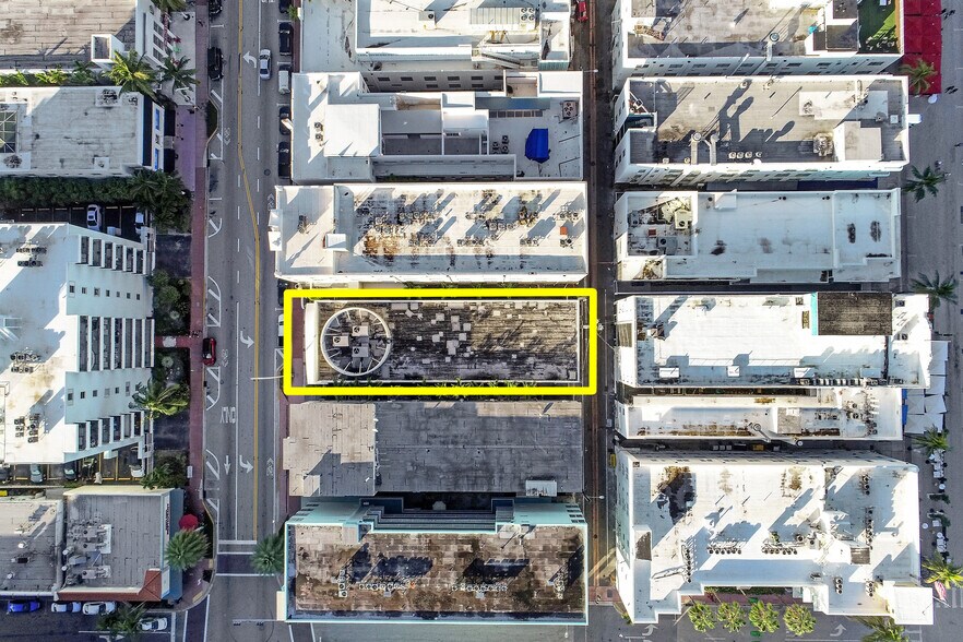 721 Collins Ave, Miami Beach, FL à louer - Photo du bâtiment - Image 3 de 25