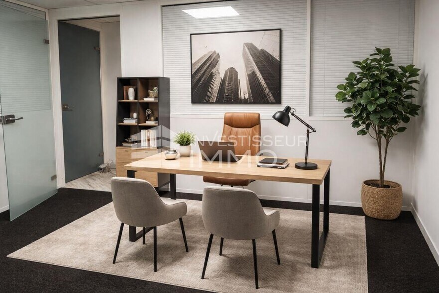 Office in Champigny Sur Marne for lease - Interior Photo - Image 1 of 7