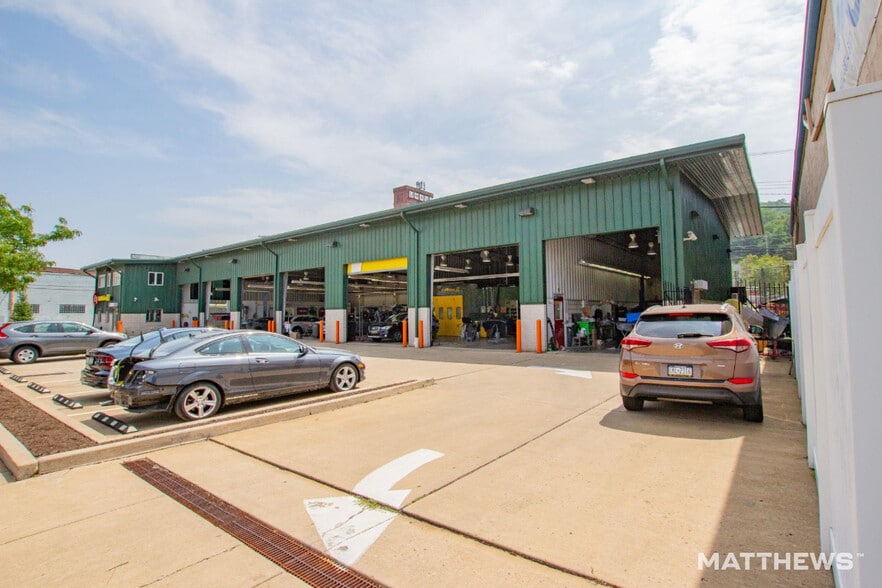 2950 Penn Ave, Pittsburgh, PA for sale - Primary Photo - Image 1 of 8