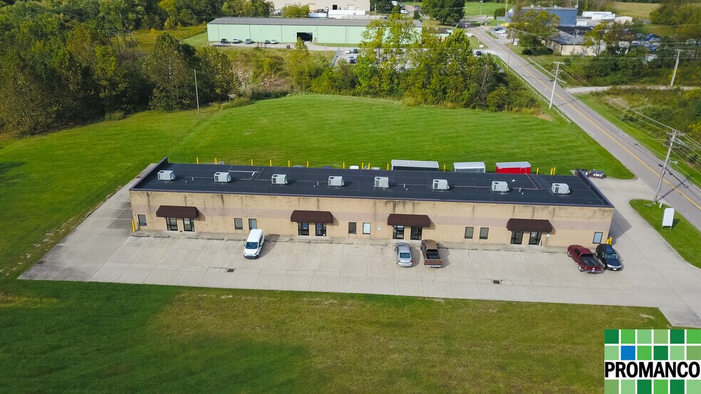 111 Industry Rd, Marietta, OH à louer - Aérien - Image 2 de 14