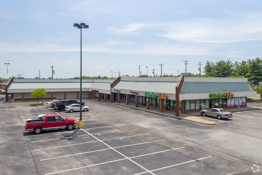 2136-2196 Gallatin Pike N, Madison, TN for lease - Building Photo - Image 3 of 24