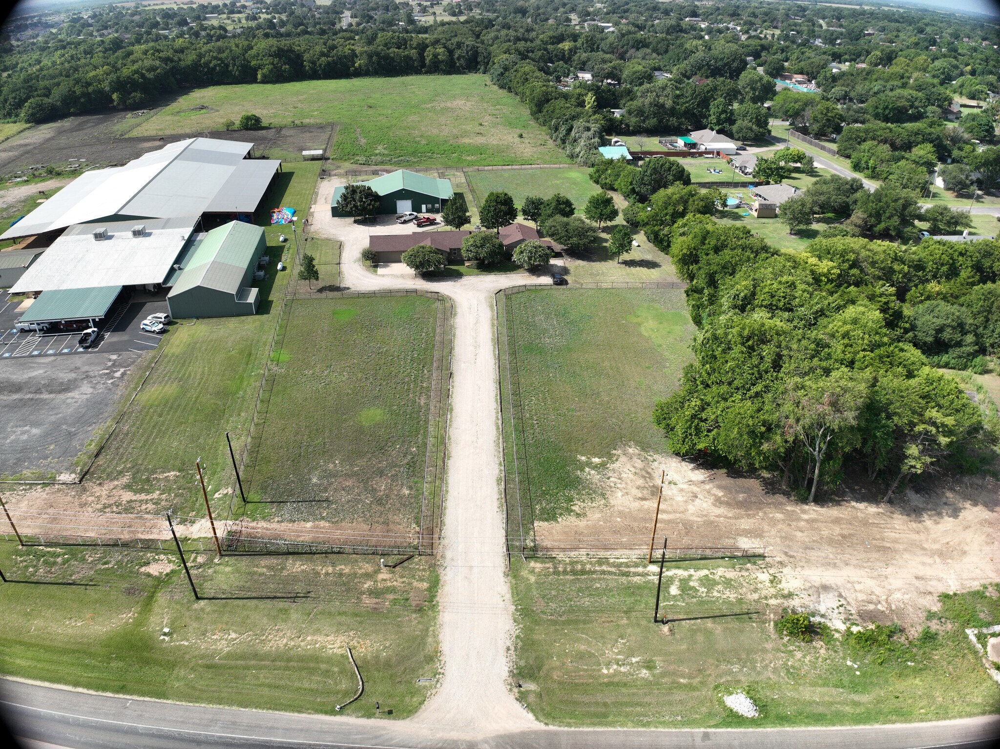 1003 FM664 Ferris, TX, Red Oak, TX à vendre Photo principale- Image 1 de 29