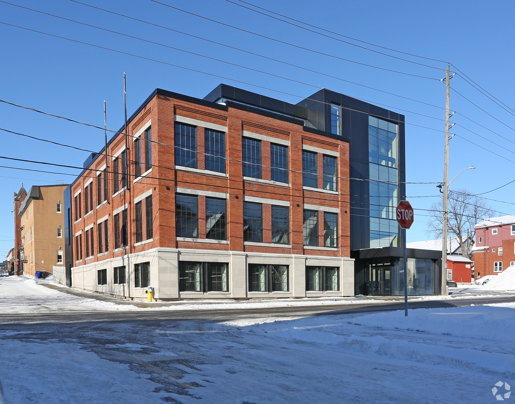 19 Regina St N, Waterloo, ON à vendre Photo principale- Image 1 de 1