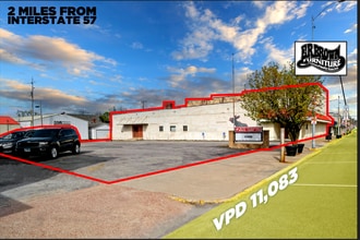 327 E Main St, West Frankfort, IL for lease Interior Photo- Image 1 of 3