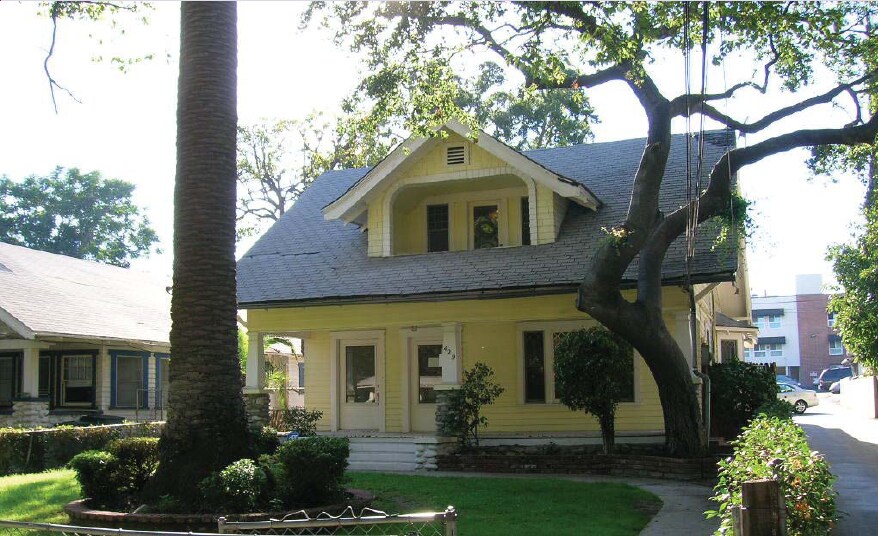 429 N Mentor Ave, Pasadena, CA à vendre - Photo principale - Image 1 de 3