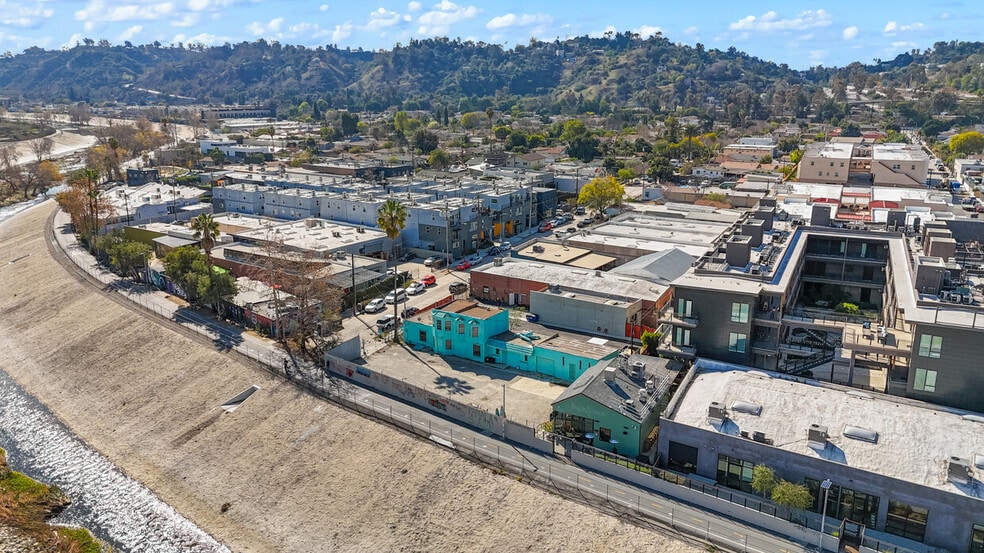 3051 N Coolidge Ave, Los Angeles, CA for sale - Building Photo - Image 3 of 4