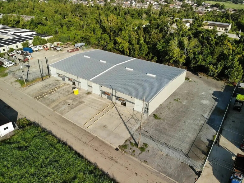 3101-3107 La Place Ln, Laplace, LA for lease - Building Photo - Image 3 of 7