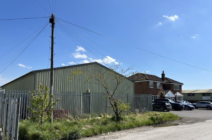 York Rd, Elvington à louer - Photo du bâtiment - Image 1 de 4