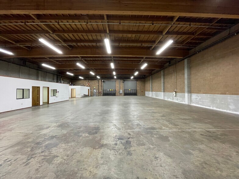 1305 Carroll Ave, San Francisco, CA à vendre - Photo du bâtiment - Image 3 de 4