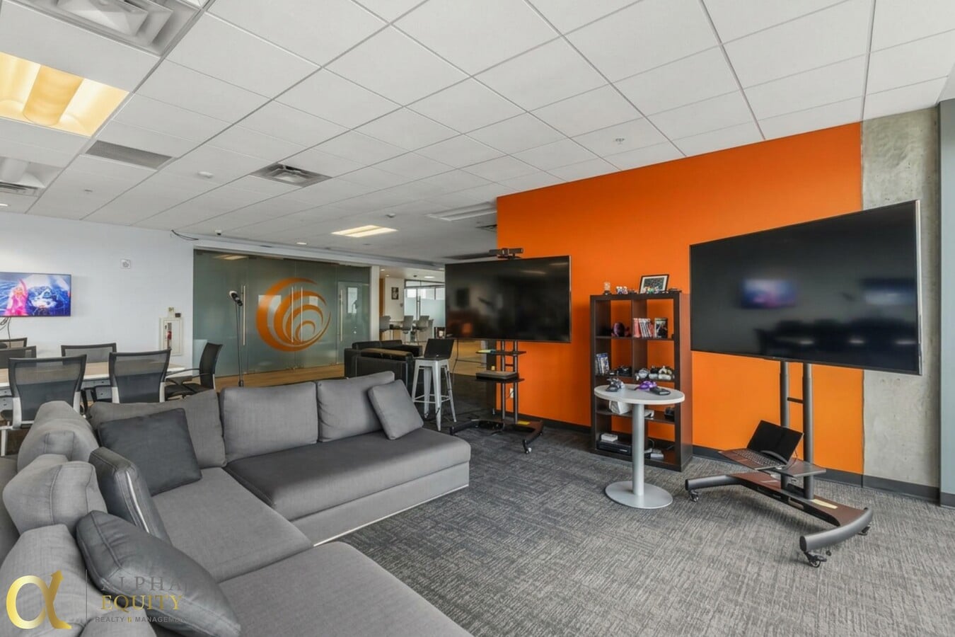189 S Orange Ave, Orlando, FL 32801 - Unité 1950S - - Photo intérieure - Image 1 of 6