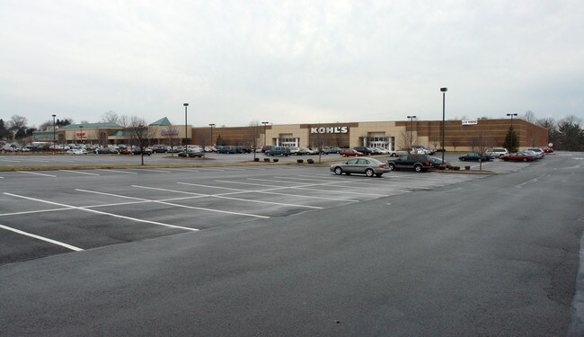 Plus de détails pour 989 S Township Line Rd, Royersford, PA - Commerce de détail à louer