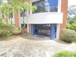 1920 Monroe Dr NE, Atlanta, GA for lease Building Photo- Image 1 of 11