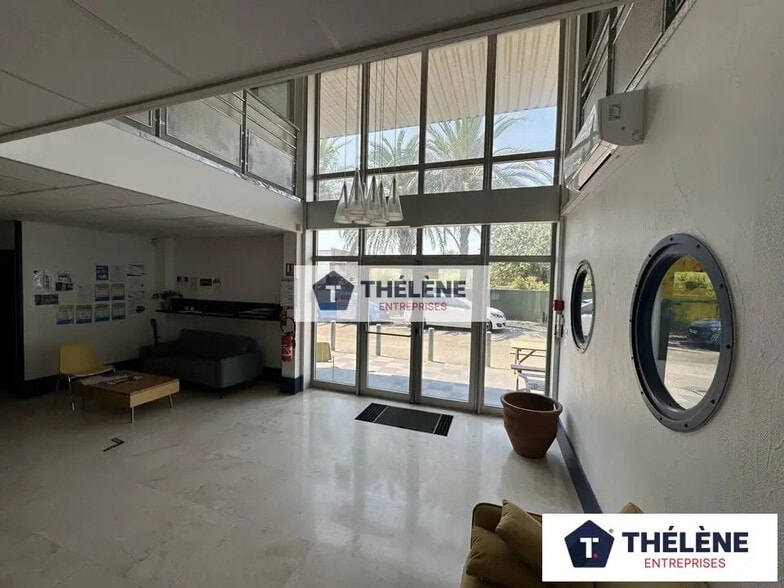 Office in Pérols for lease - Lobby - Image 3 of 12