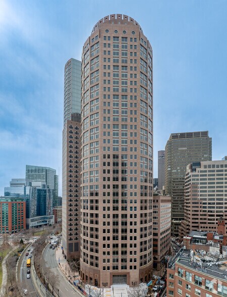 2 International Pl, Boston, MA à louer - Photo du bâtiment - Image 1 de 18