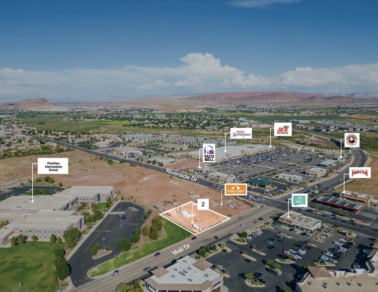 2111 E Riverside Dr, Saint George, UT à vendre - Photo du bâtiment - Image 2 de 3