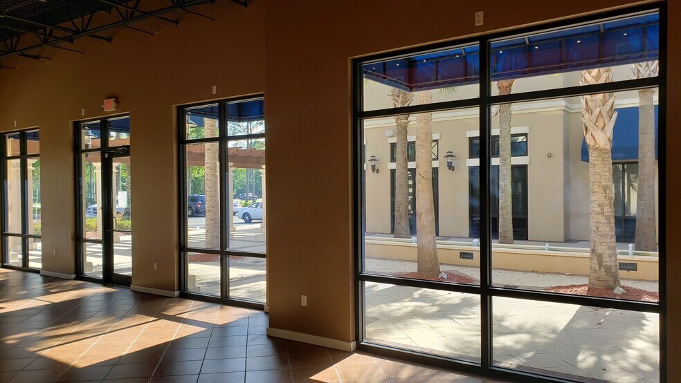 164 Everest Ln, Saint Johns, FL à louer - Photo du bâtiment - Image 2 de 16