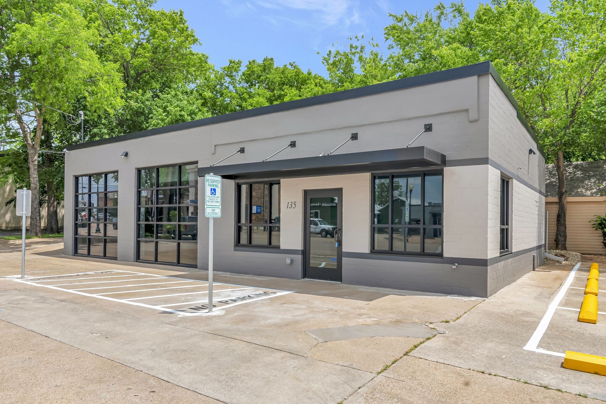 135 S Main St, Keller, TX à vendre Photo principale- Image 1 de 1