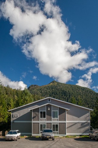 Plus de détails pour 1200 Woodside Dr, Ketchikan, AK - Multi-résidentiel à vendre