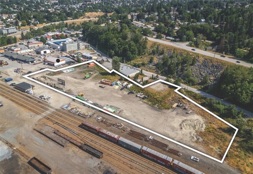 95 Government Rd, Nelson, BC à vendre - Photo du bâtiment - Image 1 de 25