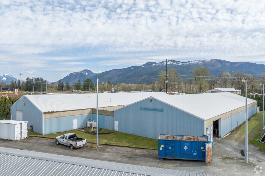 33809 State Route 2, Sultan, WA à louer - Photo du bâtiment - Image 2 de 13