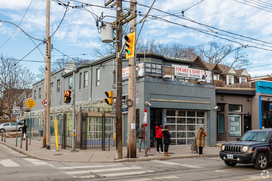 1930 Queen St E, Toronto, ON à louer - Photo principale - Image 1 de 4