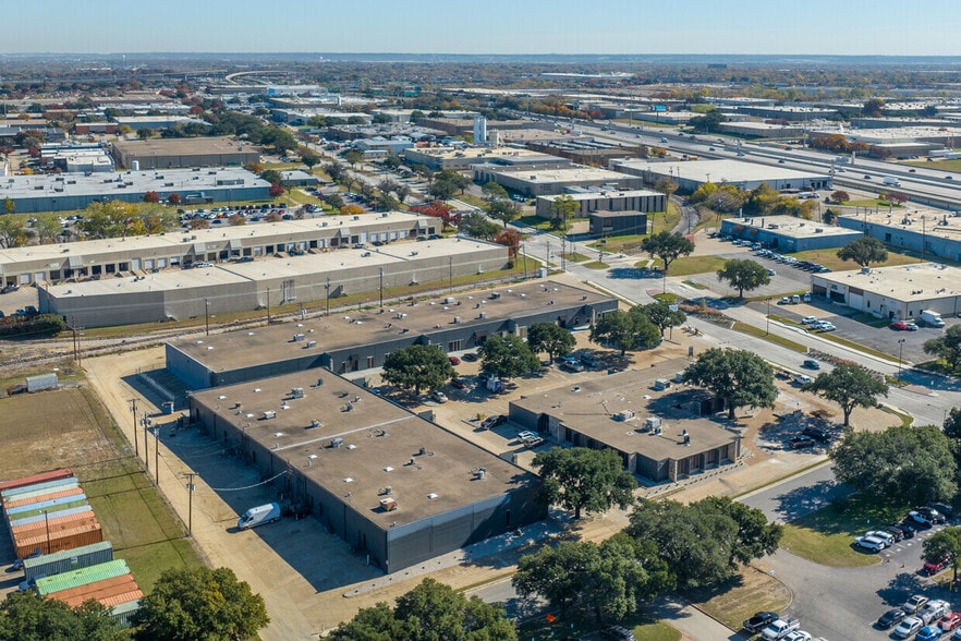 803 Avenue H E, Arlington, TX for lease - Aerial - Image 2 of 2