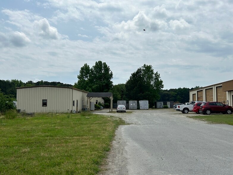 2467 Us Highway 70 W, Goldsboro, NC for sale - Building Photo - Image 2 of 3