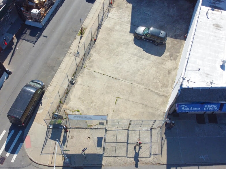 7901 7th Ave, Brooklyn, NY à vendre - Photo du bâtiment - Image 3 de 9