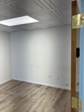 217-14 Northern Blvd, Bayside, NY for lease Interior Photo- Image 2 of 6