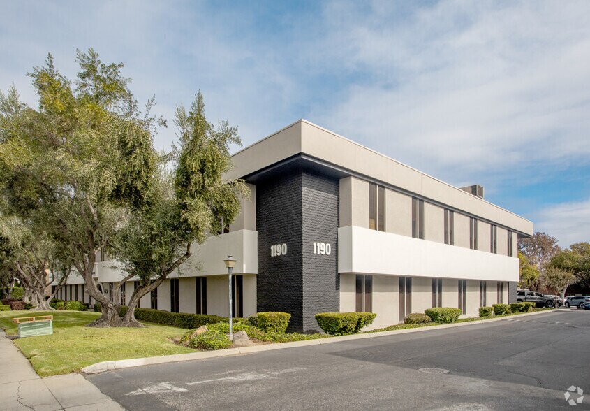 1190 S Bascom Ave, San Jose, CA à louer - Photo du bâtiment - Image 1 de 10