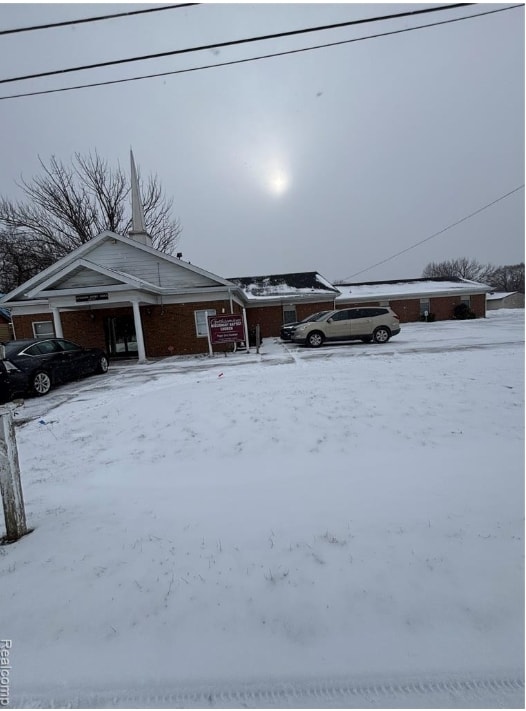 1258 E Humphrey Ave, Flint, MI for sale Primary Photo- Image 1 of 2