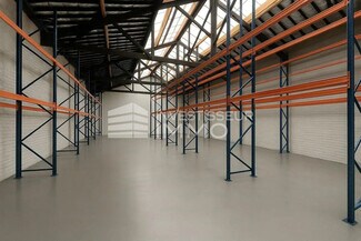Plus de détails pour Local d'activités, Industriel à louer