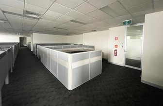 62 Keon Pde, Thomastown for lease Interior Photo- Image 1 of 3