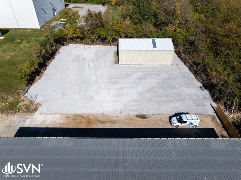 121 Kemper Dr, Nicholasville, KY à louer - Photo du bâtiment - Image 2 de 14