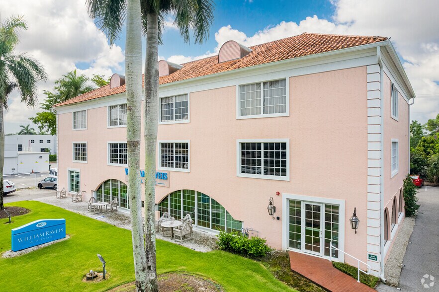 800 Seagate Dr, Naples, FL for sale - Primary Photo - Image 1 of 5
