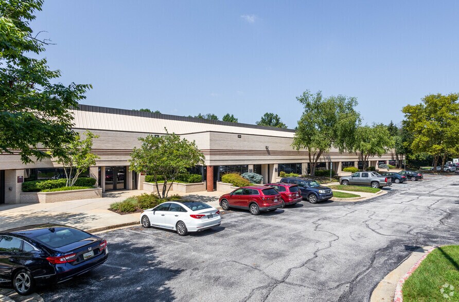 9730 Patuxent Woods Dr, Columbia, MD à louer - Photo du bâtiment - Image 1 de 10