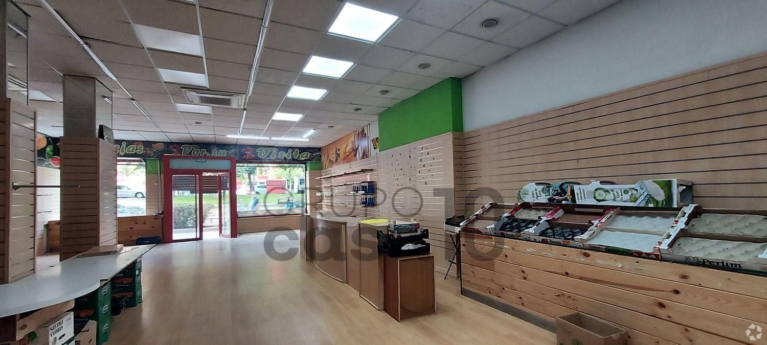 Multifamily in Madrid, Madrid for sale Interior Photo- Image 1 of 2