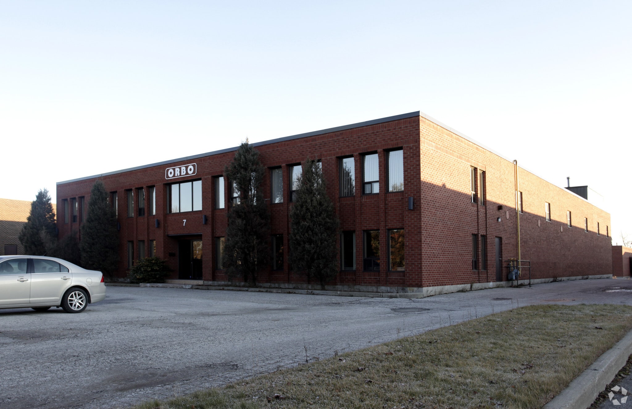 7 Bradwick Dr, Concord, ON for sale Primary Photo- Image 1 of 6