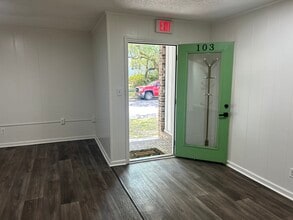 103 Queen St, Georgetown, SC for lease Interior Photo- Image 1 of 10