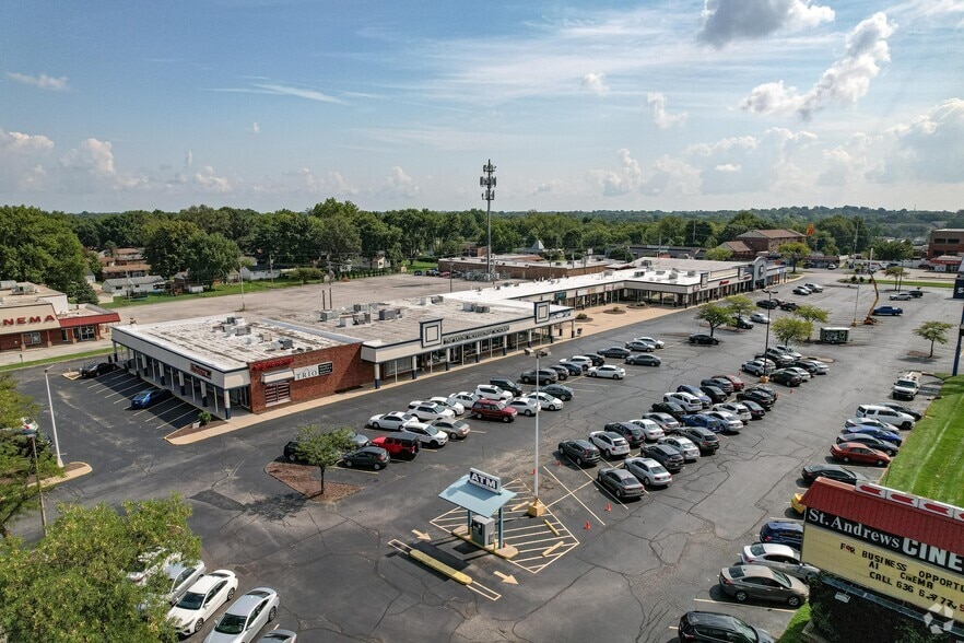 2001-3141 Campus Dr, Saint Charles, MO for lease - Building Photo - Image 3 of 4