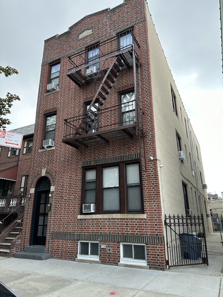 35-37 33rd St, Long Island City, NY for sale - Primary Photo - Image 1 of 1