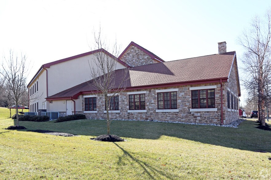 1600 N Bethlehem Pike, Lower Gwynedd, PA à vendre - Photo du bâtiment - Image 2 de 18