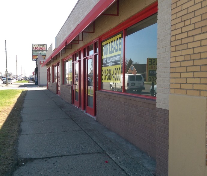 14301-14311 W McNichols Rd, Detroit, MI for lease - Building Photo - Image 2 of 2